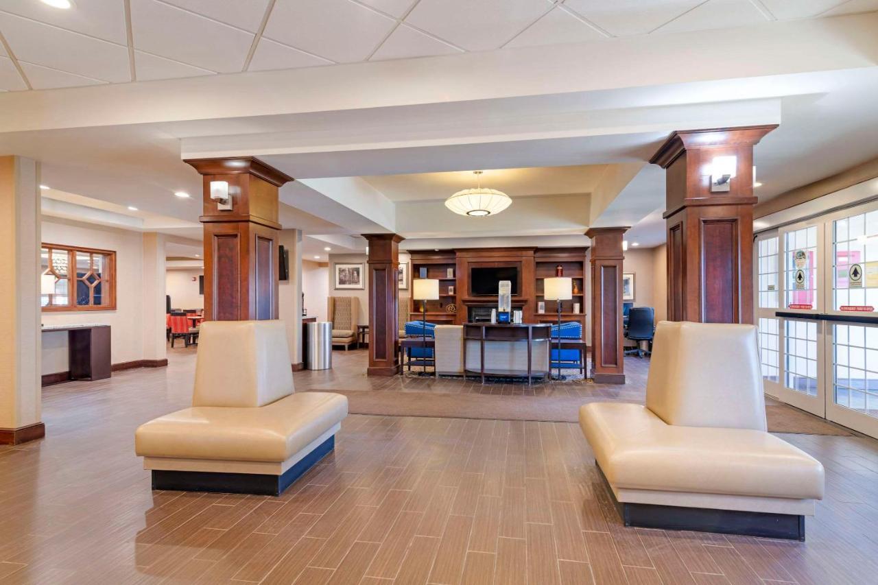 Comfort Inn & Suites Dover-Portsmouth Buitenkant foto