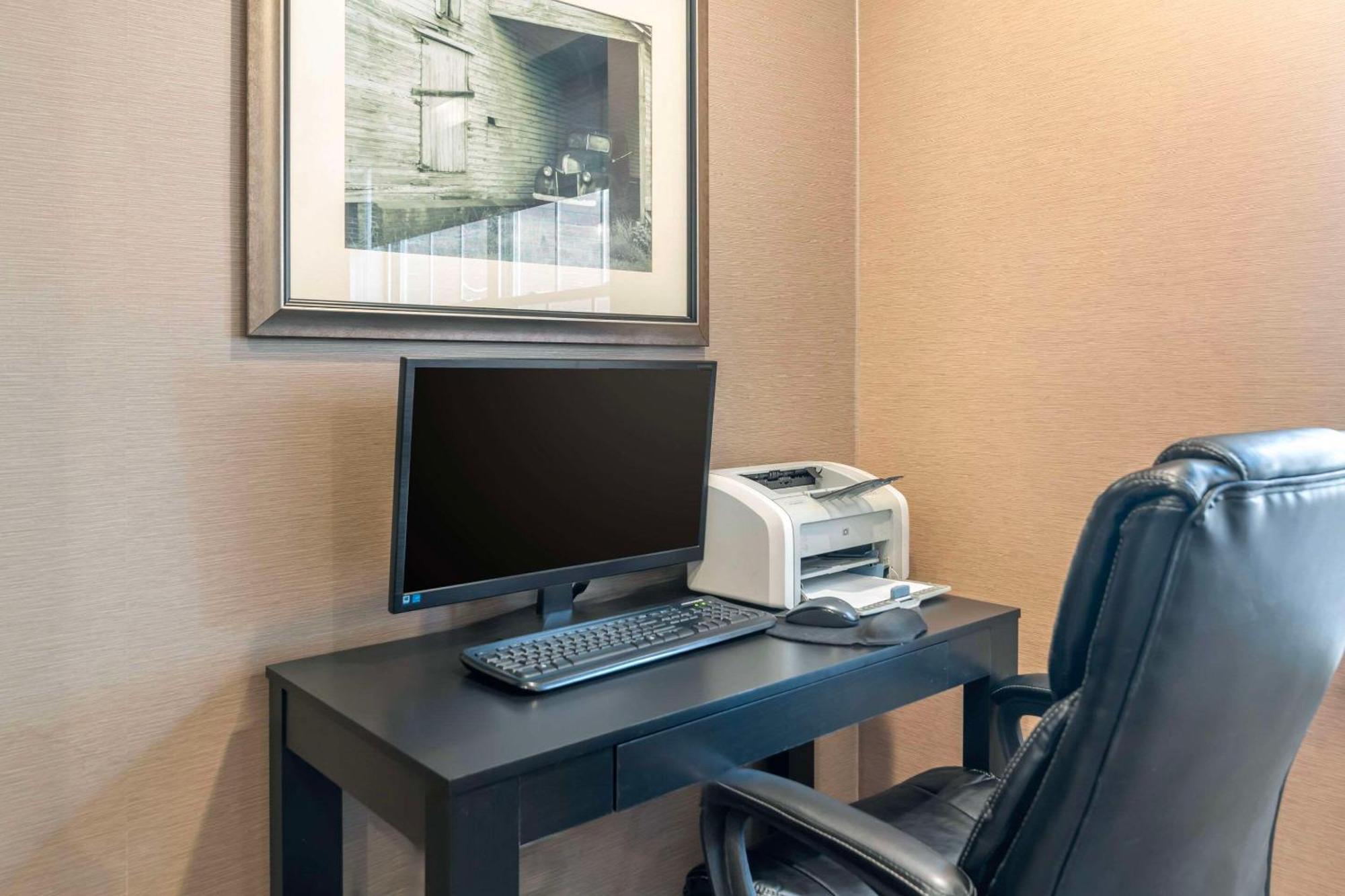 Comfort Inn & Suites Dover-Portsmouth Buitenkant foto