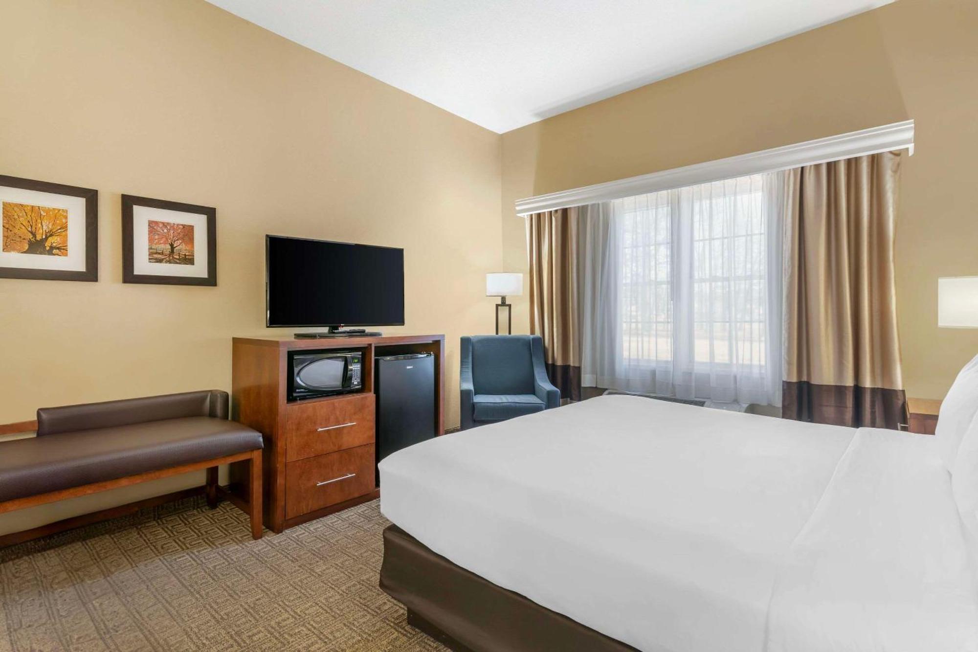 Comfort Inn & Suites Dover-Portsmouth Buitenkant foto