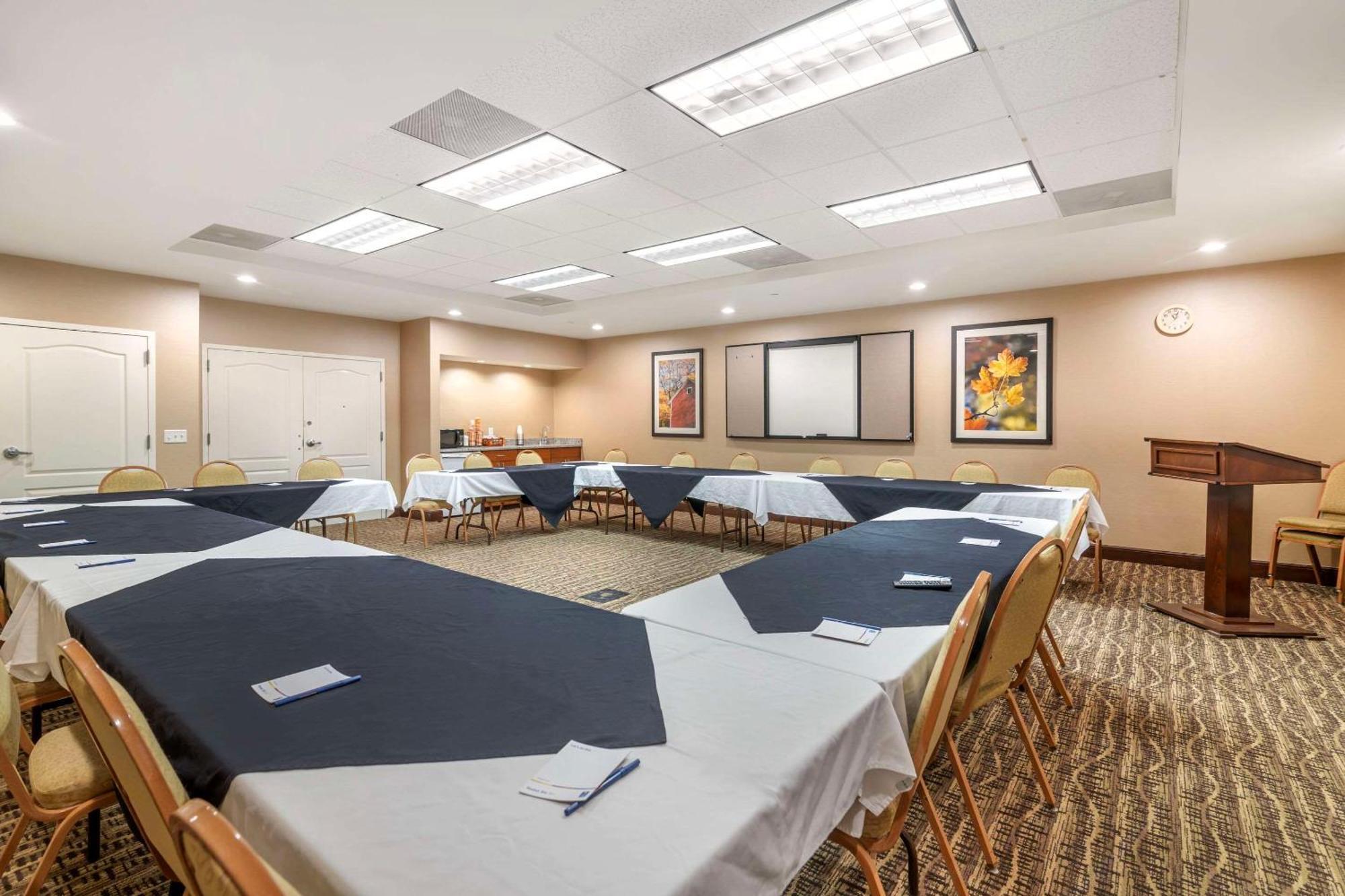 Comfort Inn & Suites Dover-Portsmouth Buitenkant foto